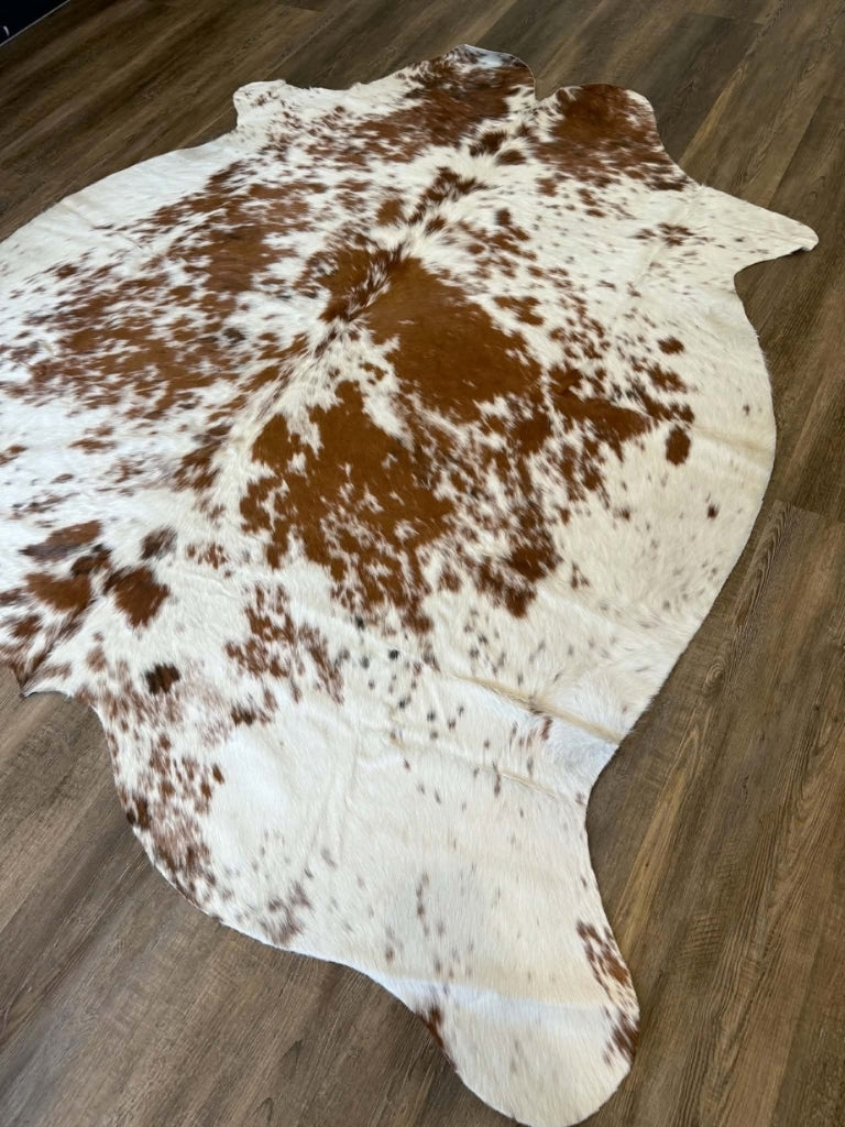 002 White and Brown Speckle